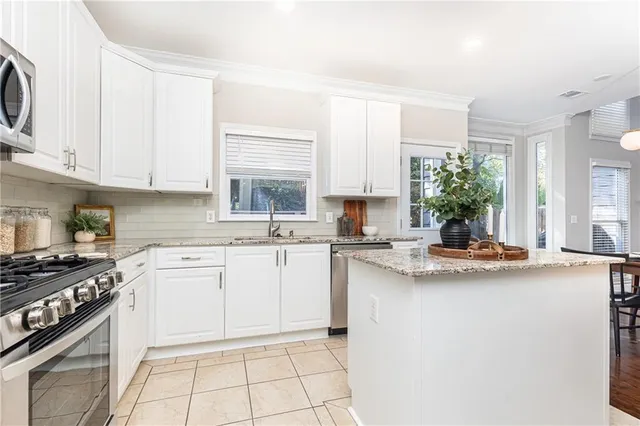 $799,000 | 1370 Brookhaven Village Circle Northeast, Brookhaven, GA 30319