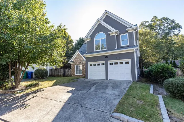 $799,000 | 1370 Brookhaven Village Circle Northeast, Brookhaven, GA 30319