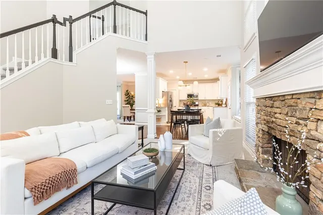 $799,000 | 1370 Brookhaven Village Circle Northeast, Brookhaven, GA 30319