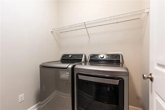 $799,000 | 1370 Brookhaven Village Circle Northeast, Brookhaven, GA 30319