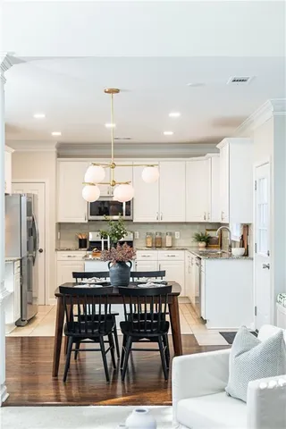 $799,000 | 1370 Brookhaven Village Circle Northeast, Brookhaven, GA 30319