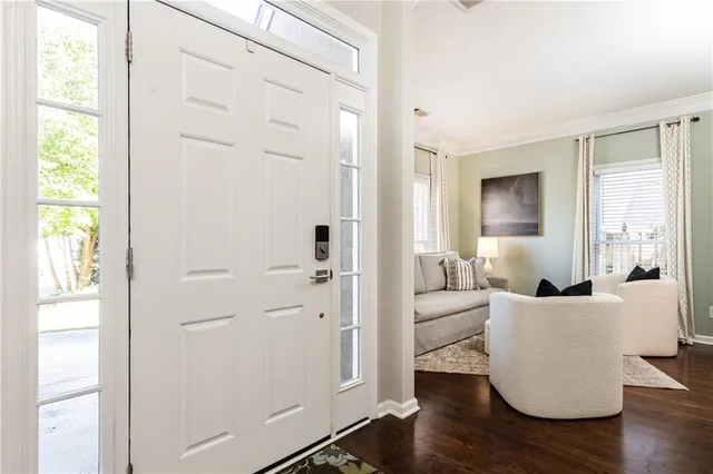 $799,000 | 1370 Brookhaven Village Circle Northeast, Brookhaven, GA 30319