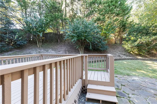 $799,000 | 1370 Brookhaven Village Circle Northeast, Brookhaven, GA 30319