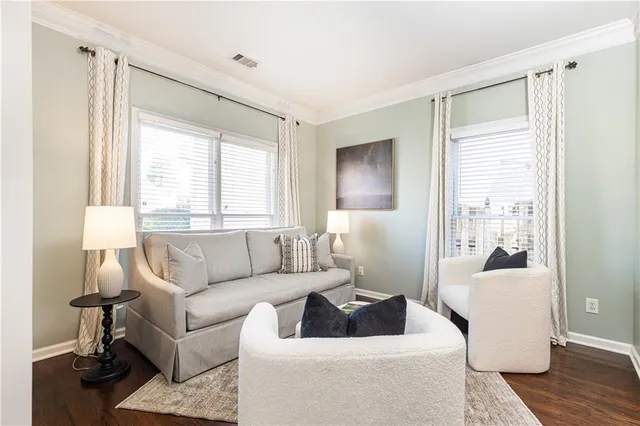 $799,000 | 1370 Brookhaven Village Circle Northeast, Brookhaven, GA 30319