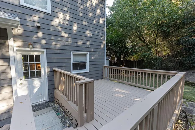 $799,000 | 1370 Brookhaven Village Circle Northeast, Brookhaven, GA 30319