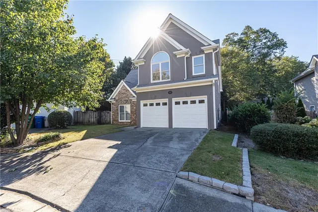 $799,000 | 1370 Brookhaven Village Circle Northeast, Brookhaven, GA 30319