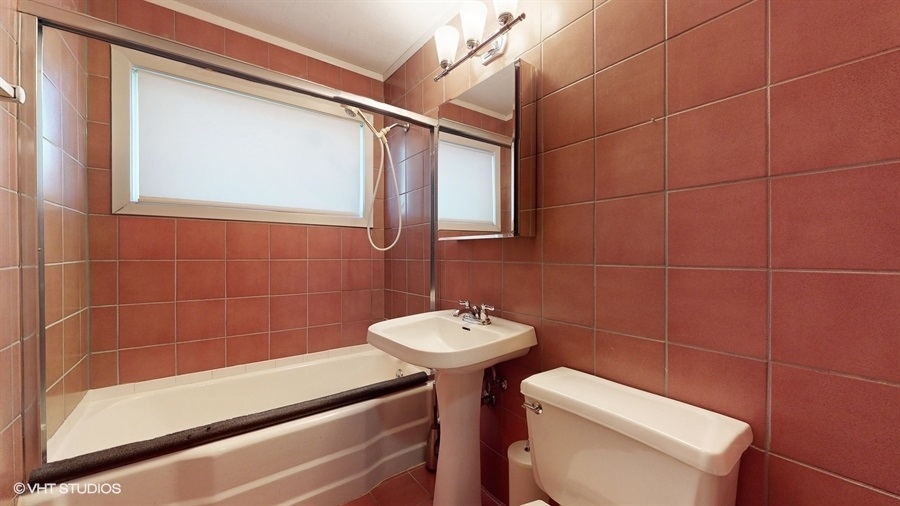 7516 Lyons Street Morton Grove, IL 60053 - Photo 21 of 33