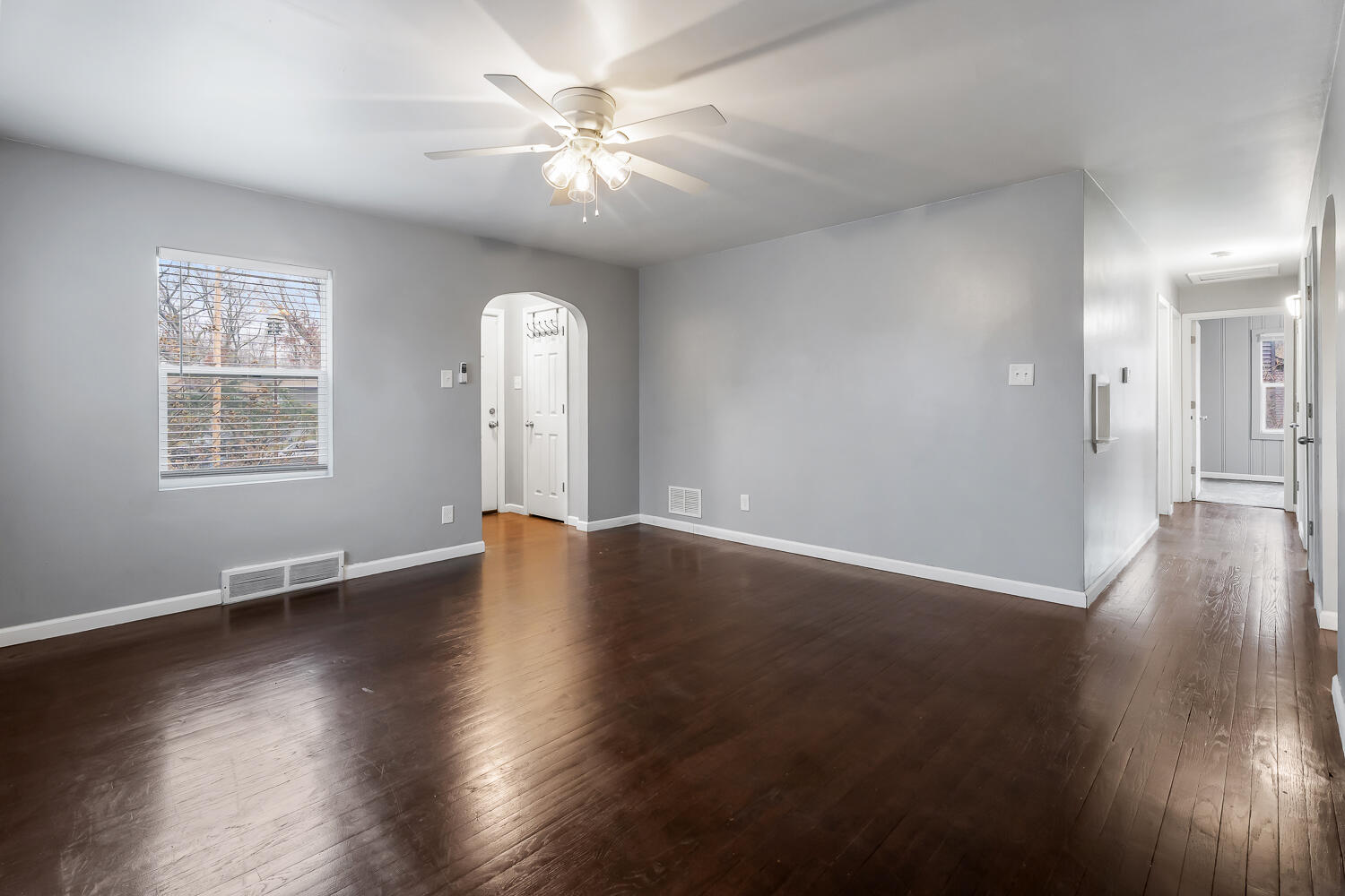 6400 Ash Avenue Gary, IN 46403 - Photo 3 of 35 1500x1000