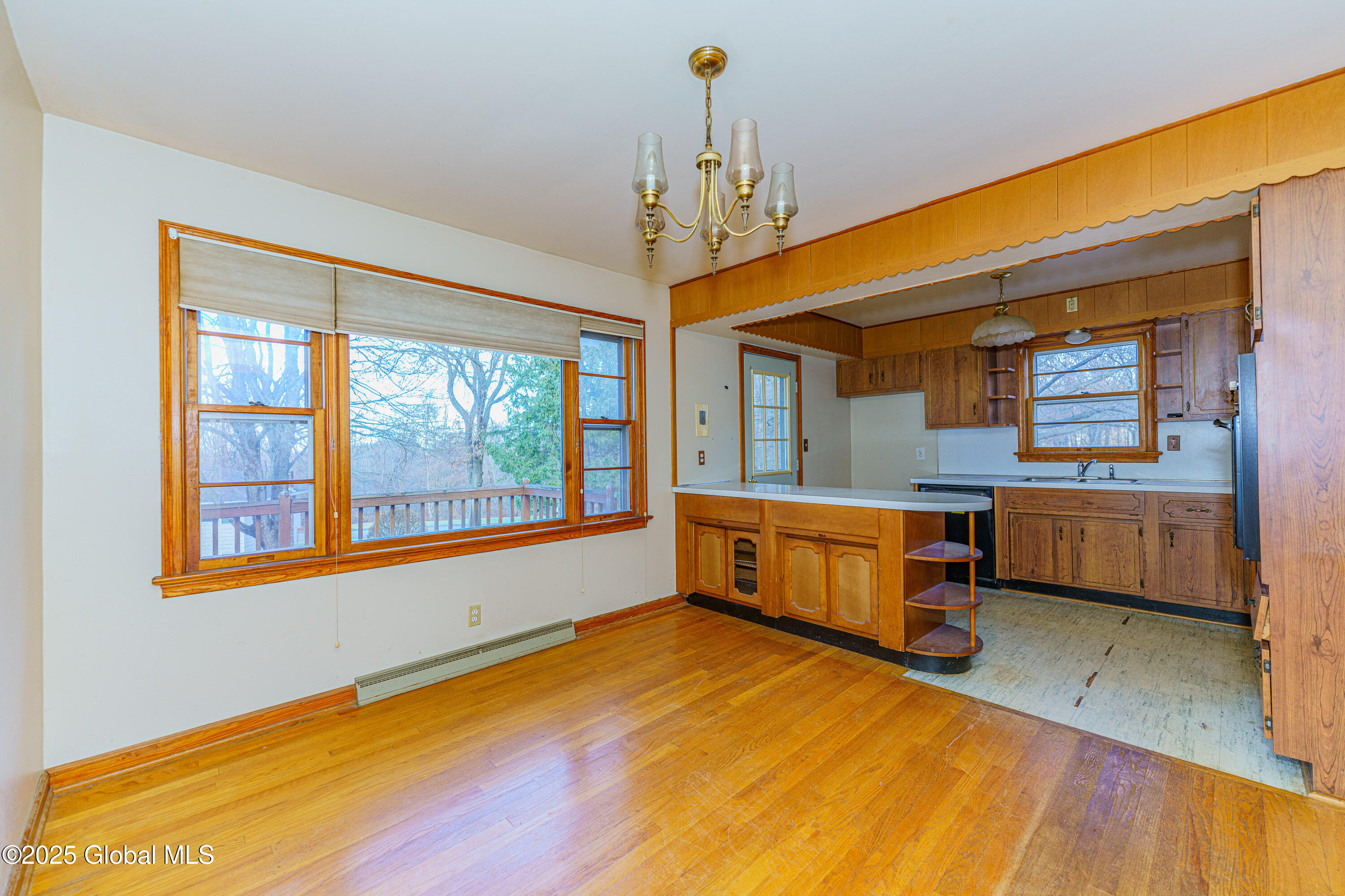13 Little Bear Road Troy, NY 12182 - Photo 11 of 50 2 Diningroom 3