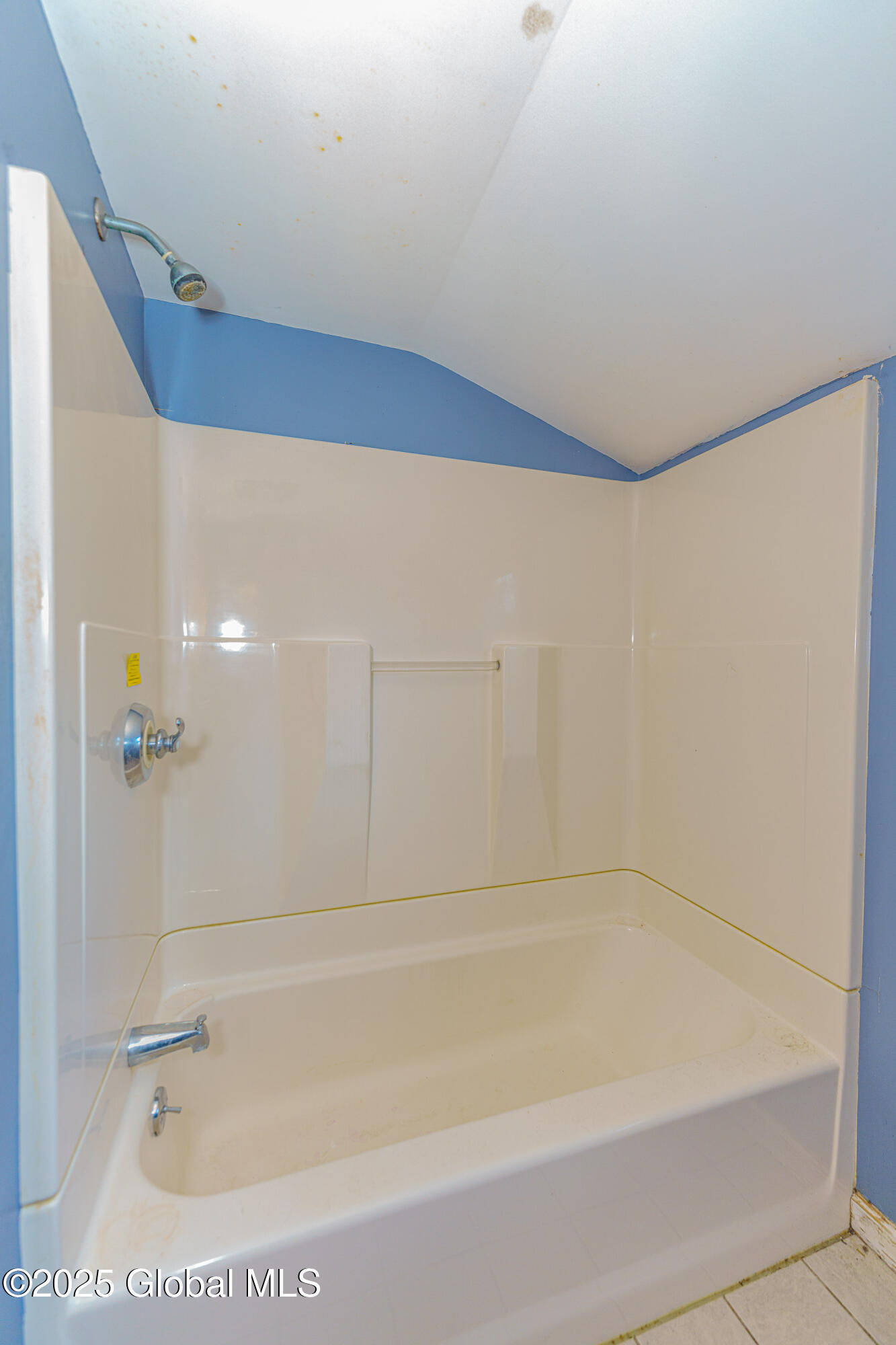 13 Little Bear Road Troy, NY 12182 - Photo 27 of 50 Bathroom 4