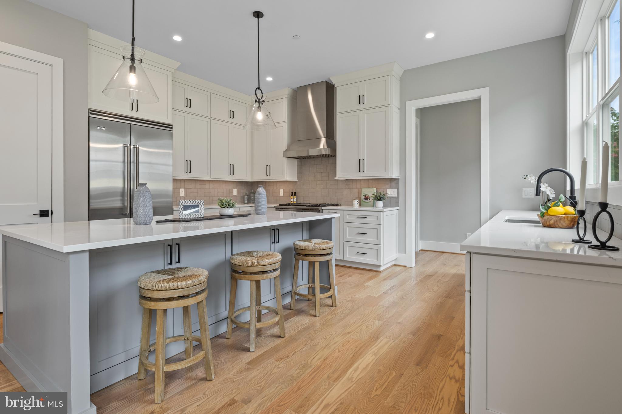 4408 Saul Road Kensington, MD 20895 - Photo 3 of 12 Select 2 tone kitchen