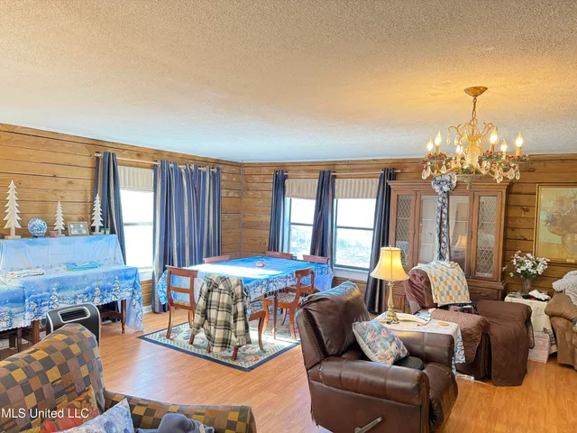 $200,000 | 953 County Road 376, Carrollton, MS 38917