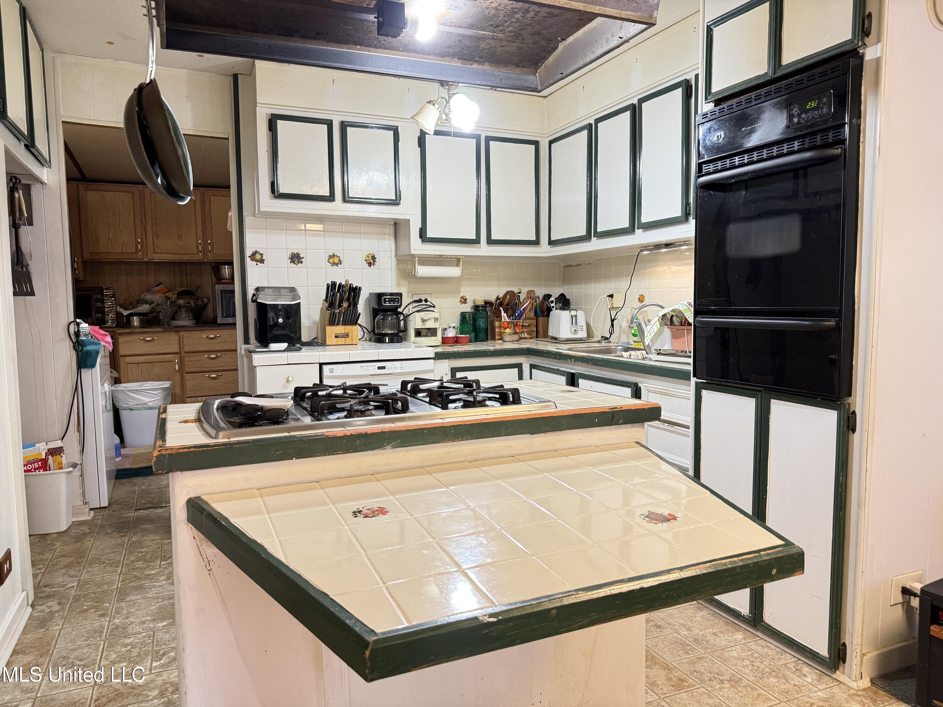 953 County Road 376 Carrollton, MS 38917 - Photo 35 of 67 IMG_9147