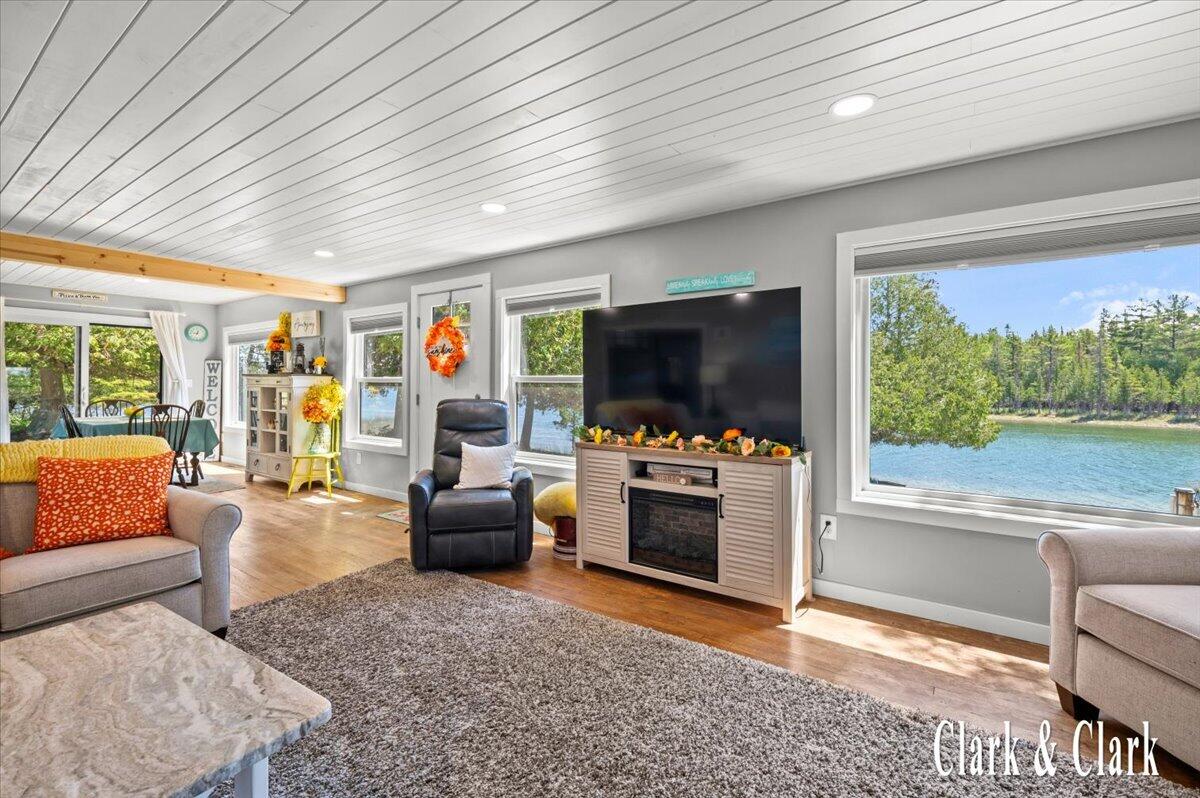 35965 South Humms Road Drummond Island, MI 49726 - Photo 22 of 73 076-INTERIOR 07A