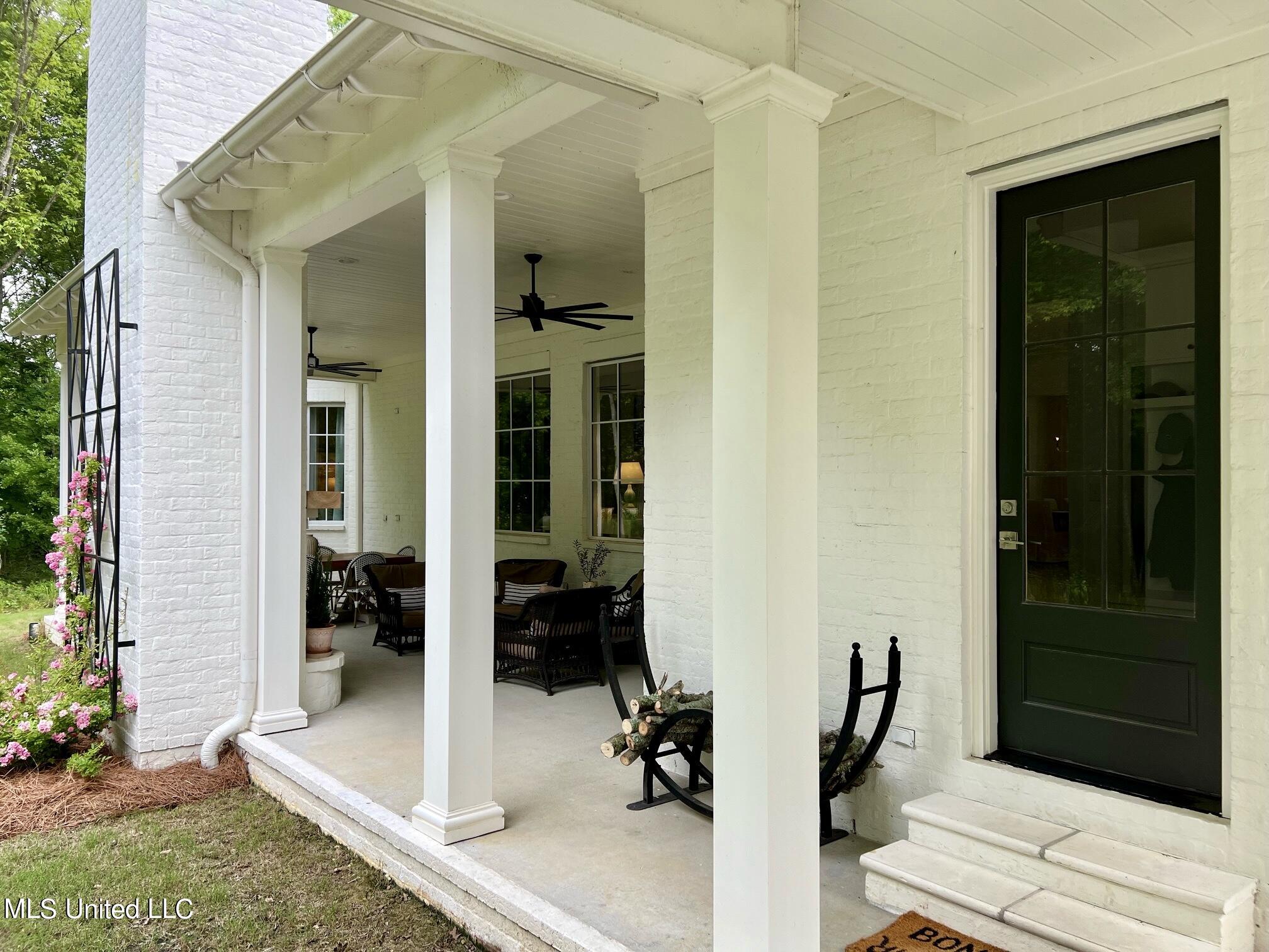 211 B Chestnut Spring Road Flora, MS 39071 - Photo 33 of 36 BackPorchEntry
