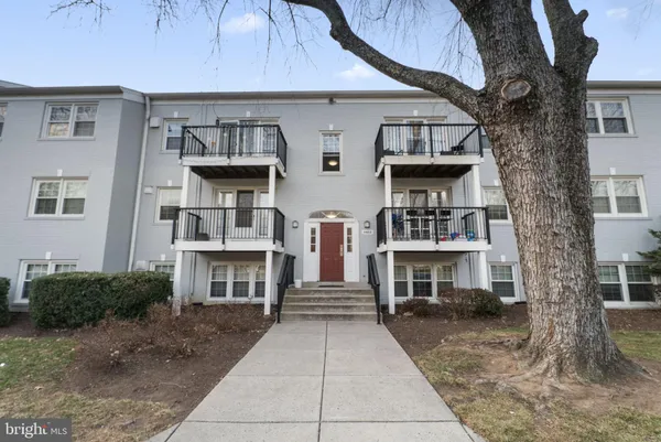 $250,000 | 9453 Fairfax Boulevard, Unit 104, Fairfax, VA 22031