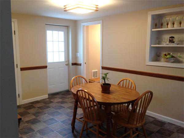 141 High Street Danvers, MA 01923 - Photo 4 of 25 Gallery Image 4