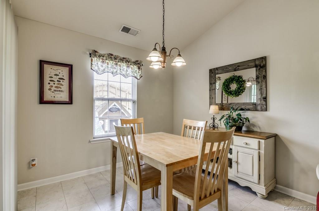 11402 Chapeclane Road Charlotte, NC 28278 - Photo 11 of 26