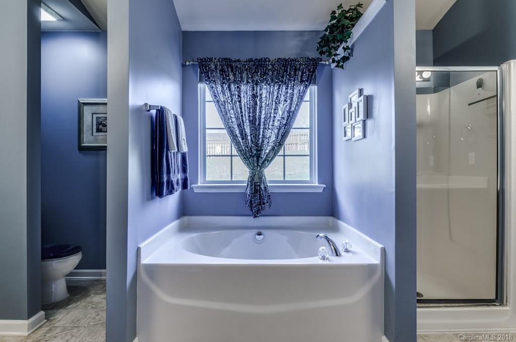 11402 Chapeclane Road Charlotte, NC 28278 - Photo 14 of 26