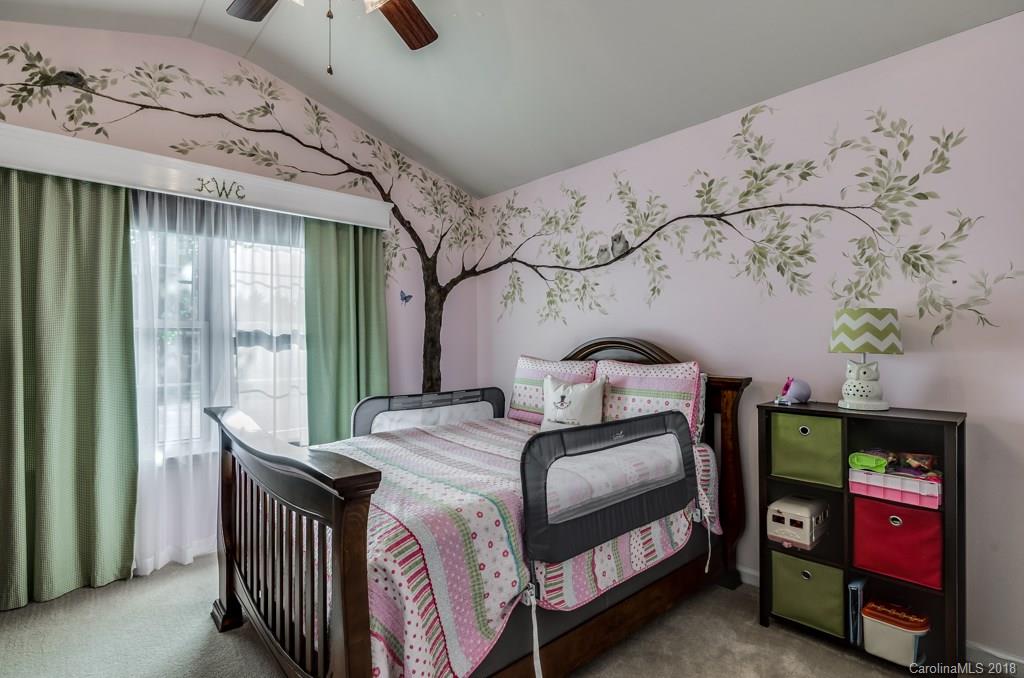 11402 Chapeclane Road Charlotte, NC 28278 - Photo 17 of 26