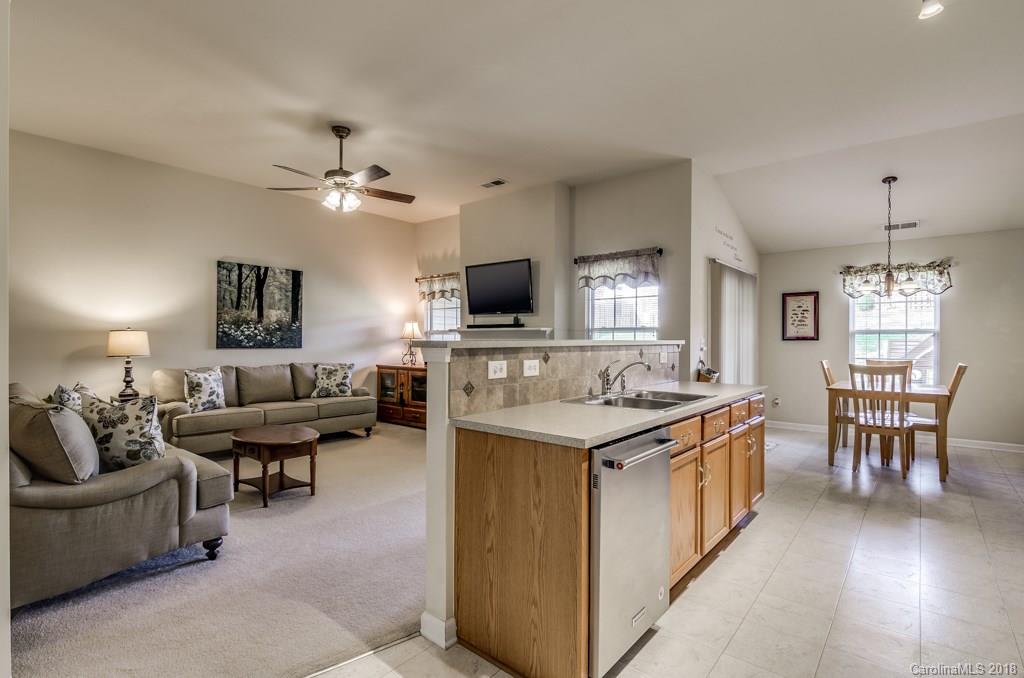11402 Chapeclane Road Charlotte, NC 28278 - Photo 7 of 26