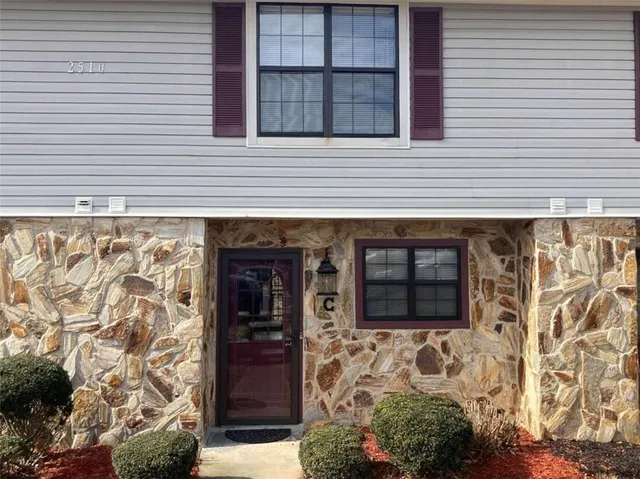 $284,500 | 2510 Hidden Cove Court, Unit C, Gainesville, GA 30501
