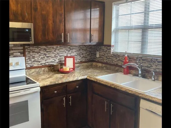 $259,900 | 2510 Hidden Cove Court, Unit C, Gainesville, GA 30501