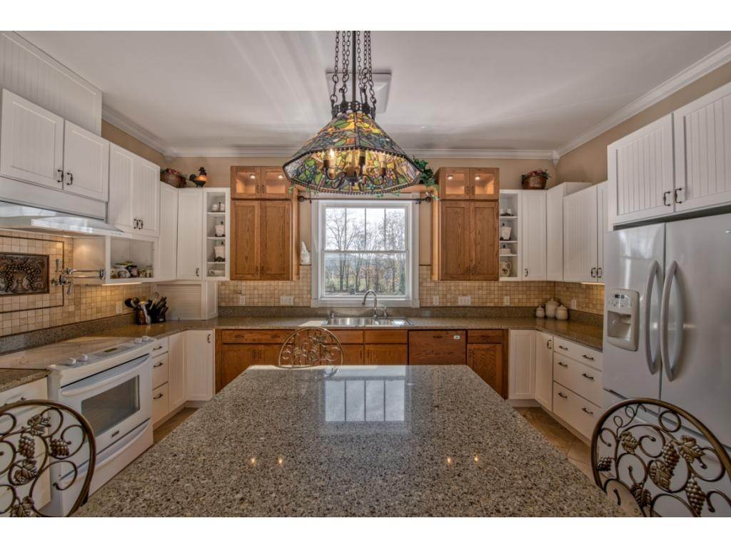 590 Fieldcrest Road Blountville, TN 37617 - Photo 9 of 36 Photo 9