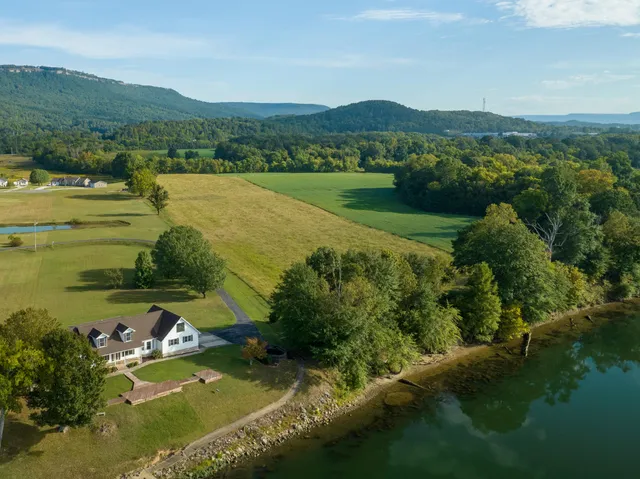 $500,000 | 0 Water Front Place, Unit TRACT 2, Jasper, TN 37347