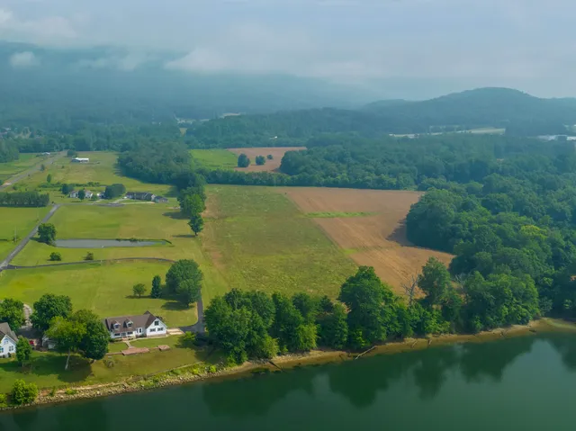 $500,000 | 0 Water Front Place, Unit TRACT 2, Jasper, TN 37347