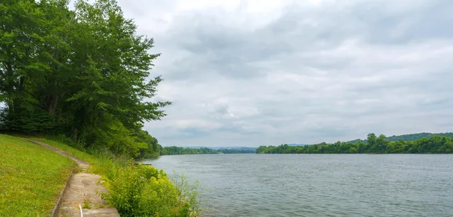 $500,000 | 0 Water Front Place, Unit TRACT 2, Jasper, TN 37347