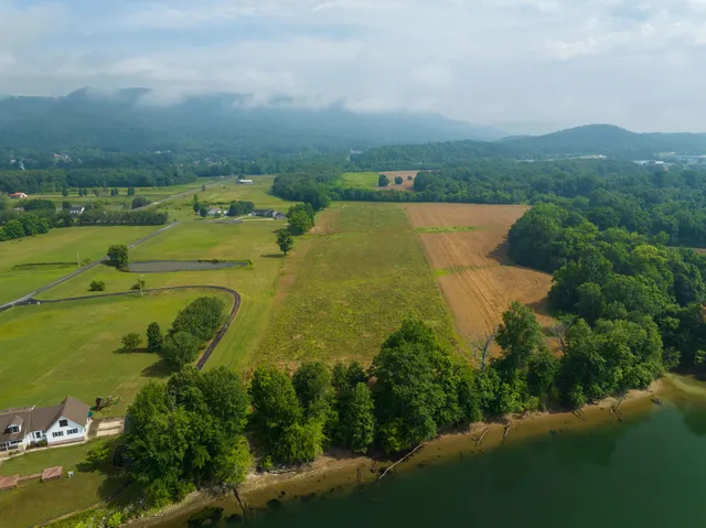 $500,000 | 0 Water Front Place, Unit TRACT 2, Jasper, TN 37347