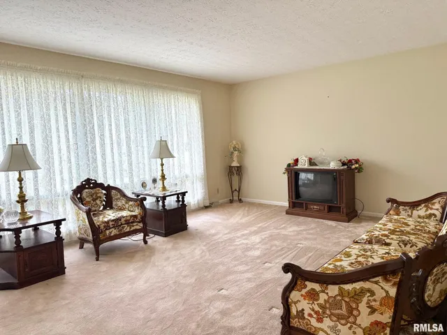 $150,000 | 18 Chick Street, Metropolis, IL 62960