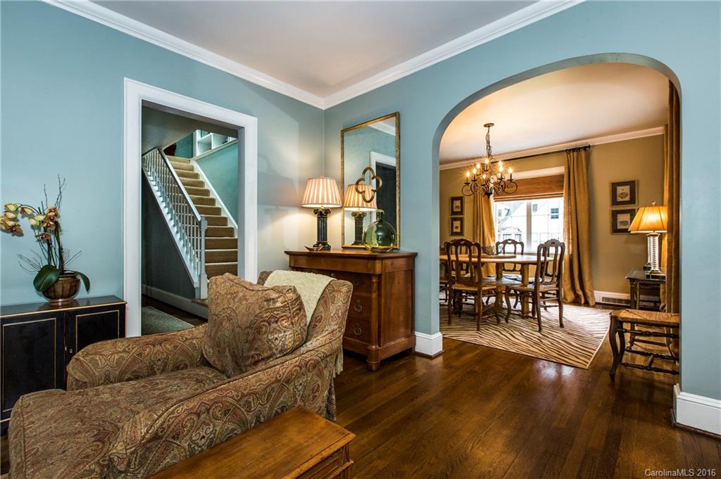 2231 Sharon Road Charlotte, NC 28207 - Photo 3 of 24 Gallery Image 3