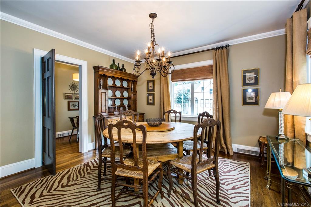 2231 Sharon Road Charlotte, NC 28207 - Photo 6 of 24 Gallery Image 6