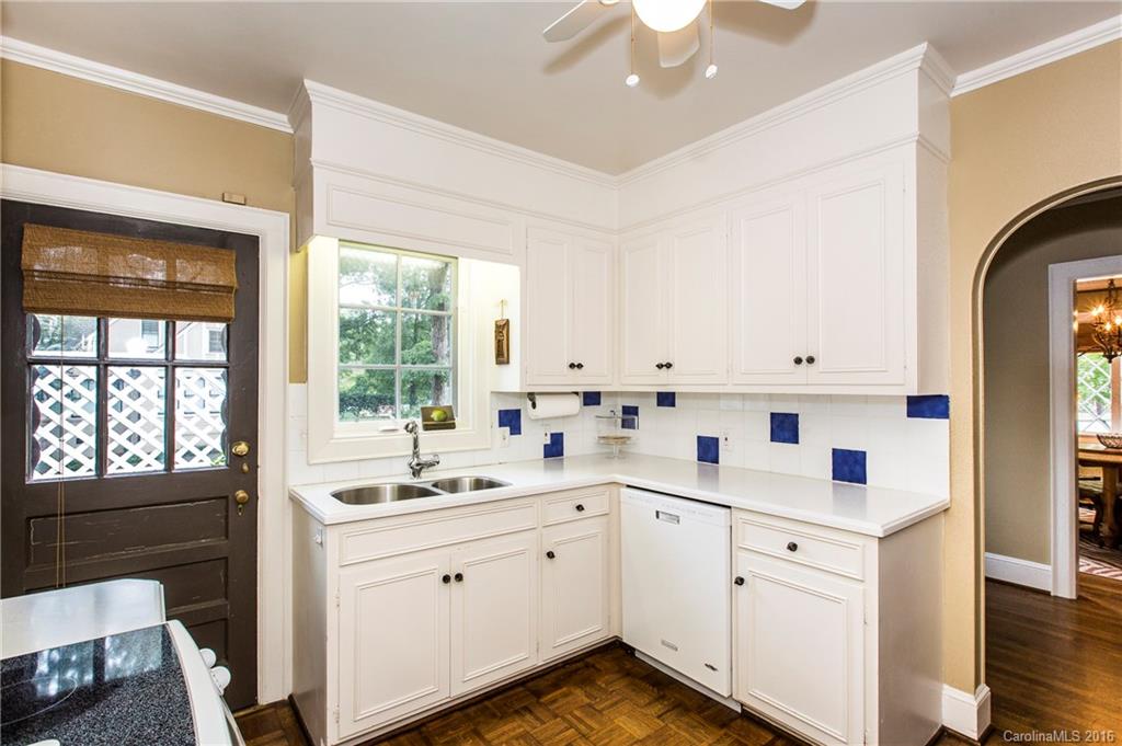 2231 Sharon Road Charlotte, NC 28207 - Photo 10 of 24 Gallery Image 10