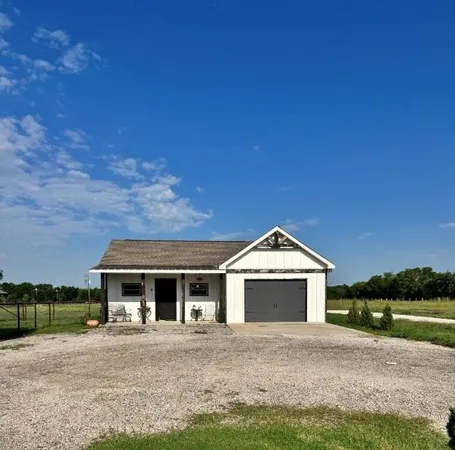 $1,600 | 1177 Lone Star Road, Unit GUEST, Celina, TX 75009