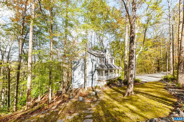 $399,900 | 60 Chippewa Lane, Palmyra, VA 22963