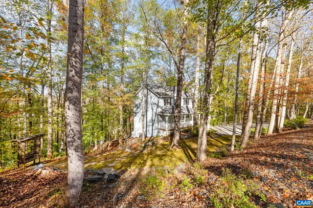 $399,900 | 60 Chippewa Lane, Palmyra, VA 22963