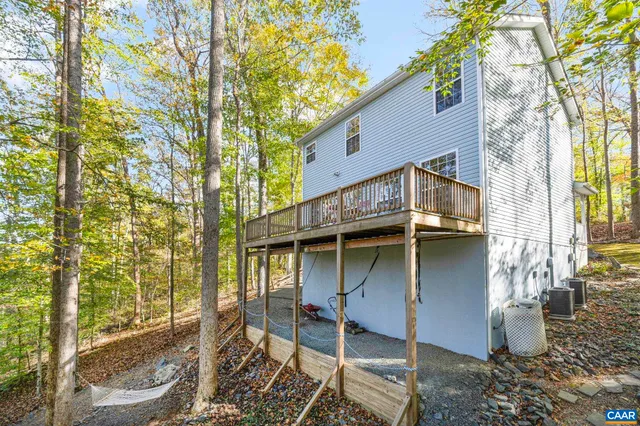 $399,900 | 60 Chippewa Lane, Palmyra, VA 22963