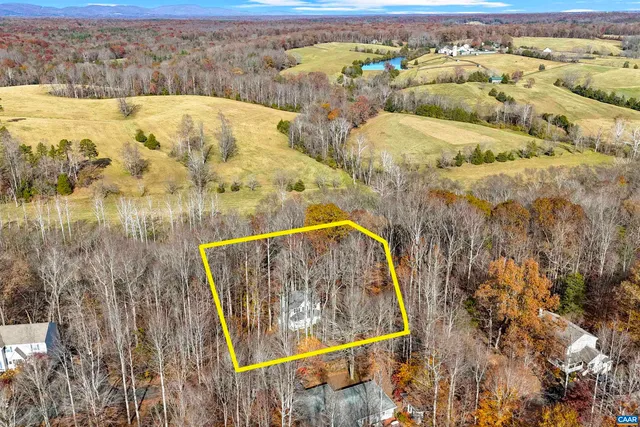 $399,900 | 60 Chippewa Lane, Palmyra, VA 22963