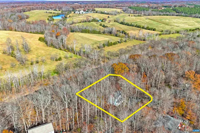 $399,900 | 60 Chippewa Lane, Palmyra, VA 22963