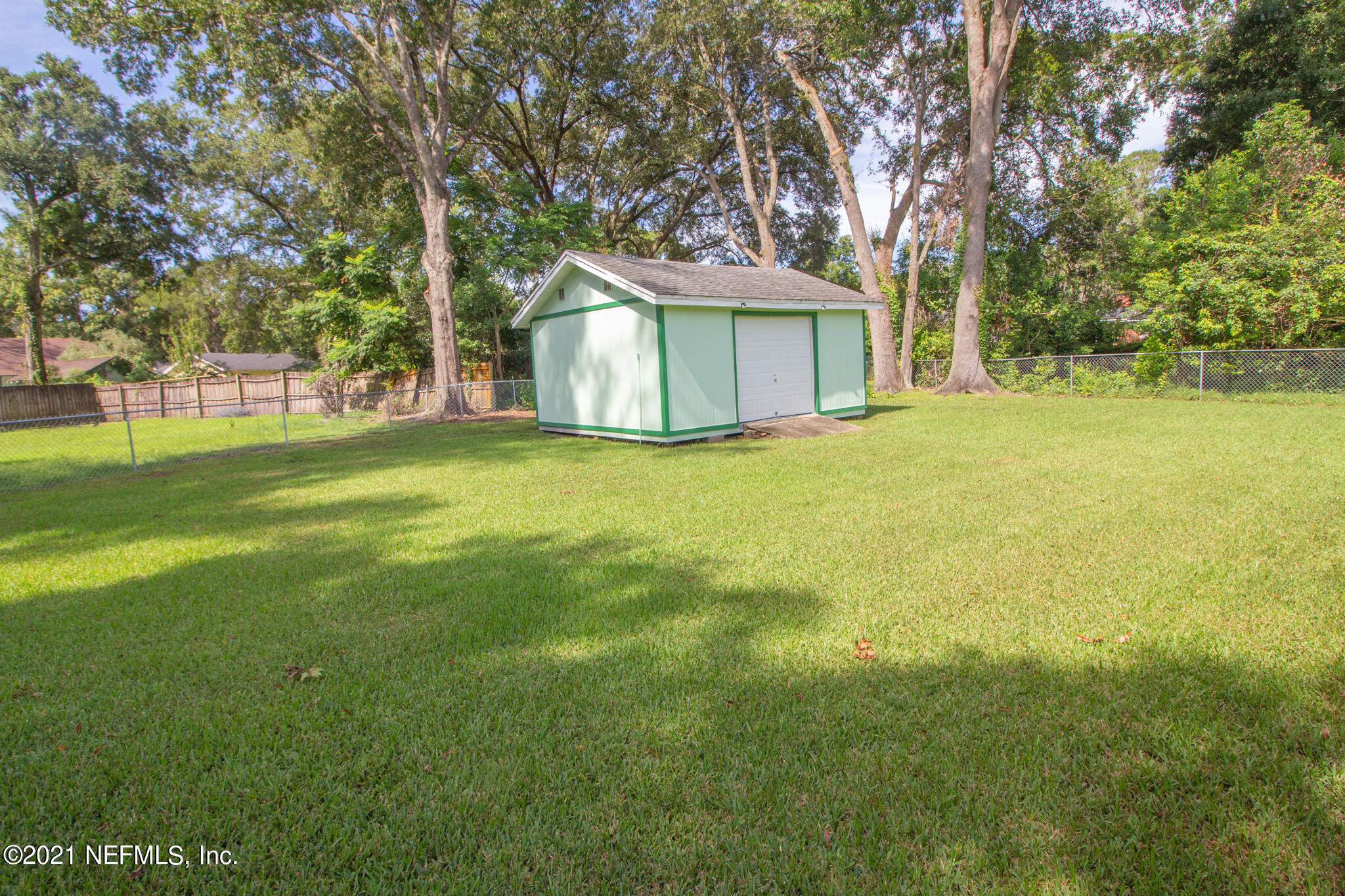 1228 Glen Laura Road Jacksonville, FL 32205 - Photo 8 of 36 8
