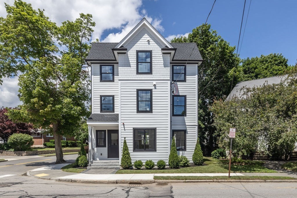 43 Crafts Street Newton, MA 02458 - Photo 1 of 31