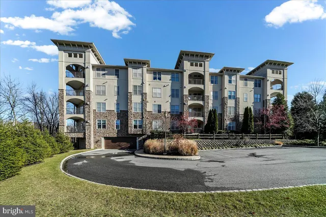 $460,000 | 438 Cornerstone Drive, Unit 438, Newtown Square, PA 19073