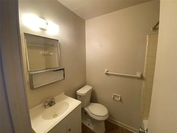 $775 | 9425 Scott Street, Unit 37, Houston, TX 77051