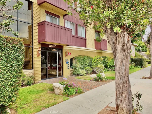 $438,000 | 2805 East East 3rd Street, Unit 6, Long Beach, CA 90814