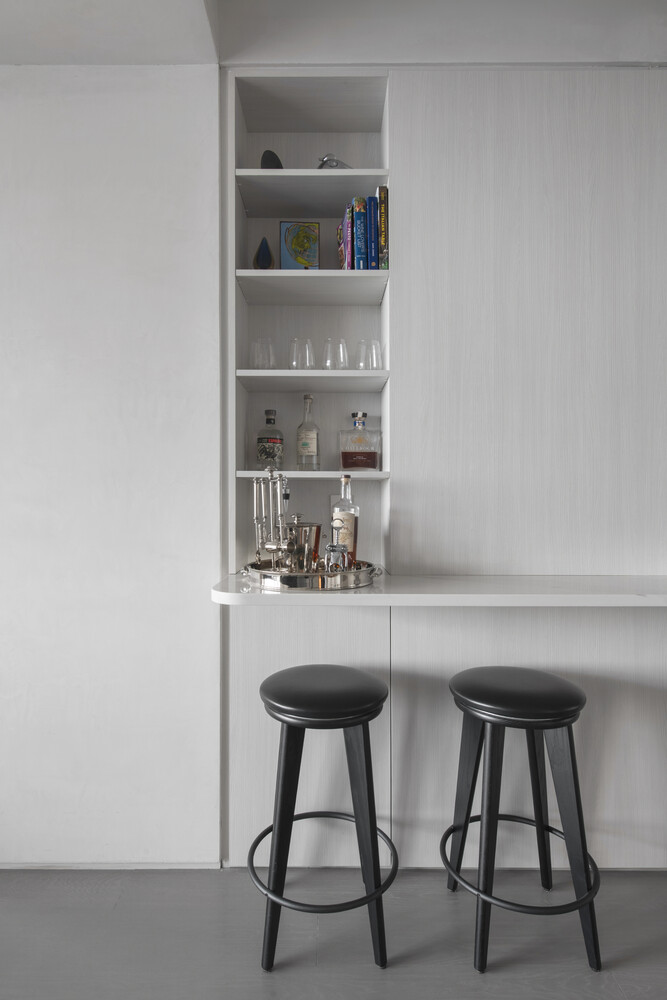 101 West 67th Street, Unit 48C Manhattan, NY 10023 - Photo 7 of 16