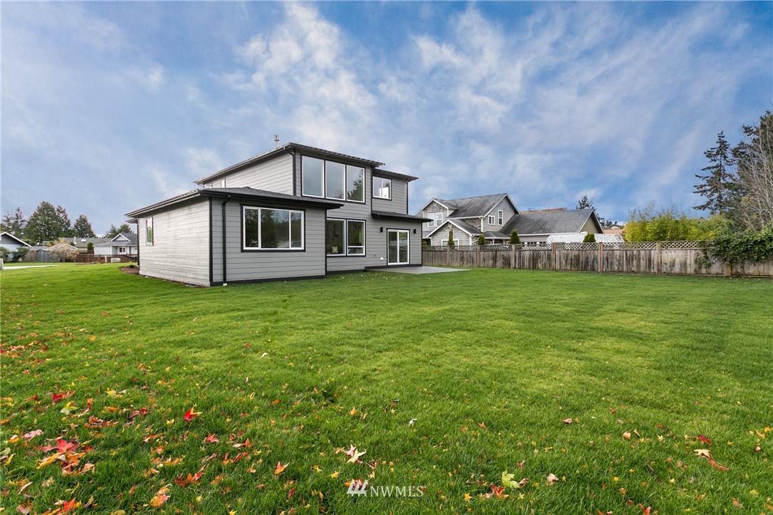 5622 Salish Road Blaine, WA 98230 - Photo 4 of 40 Gallery Image 4