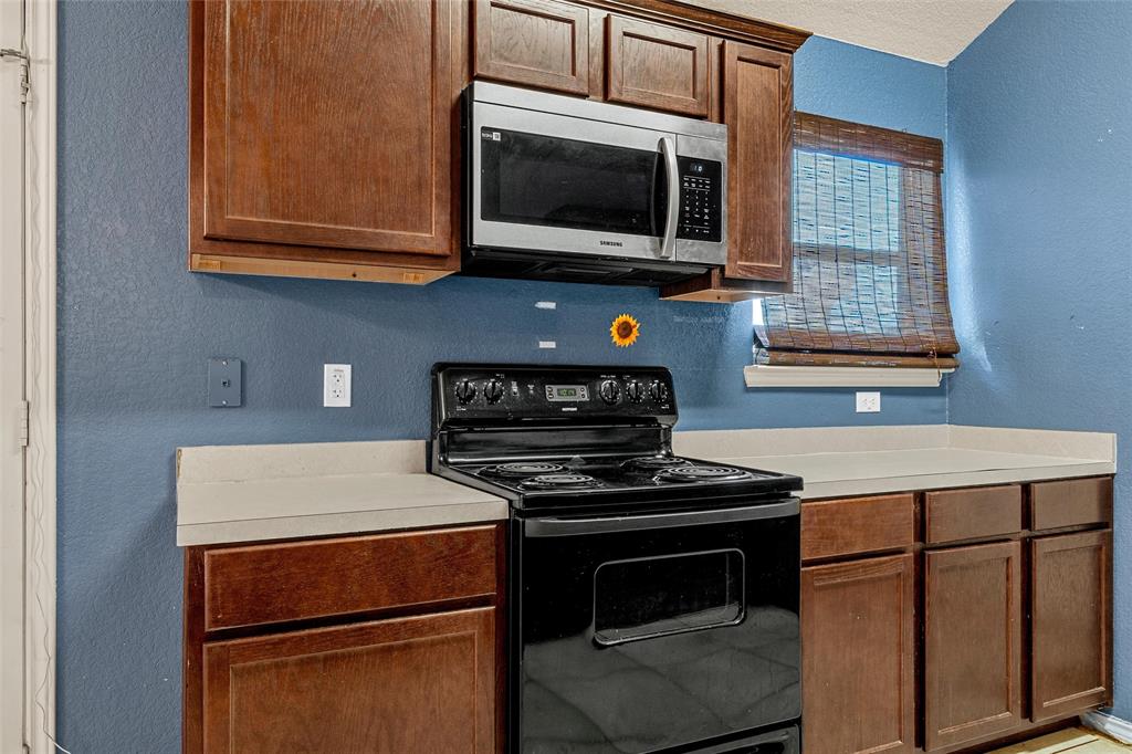 240-b B Bb Burt Waco, TX 76708 - Photo 7 of 16 Gallery Image 7